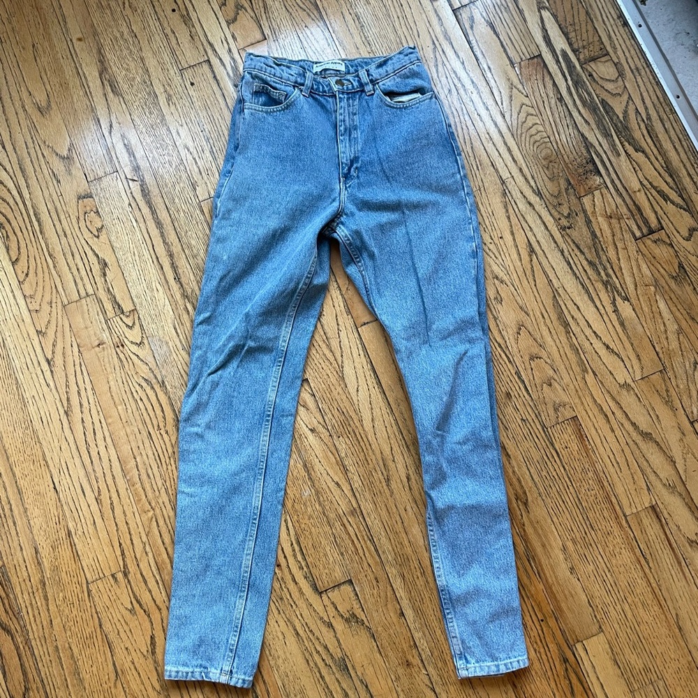 High waisted wedgie mom jeans
